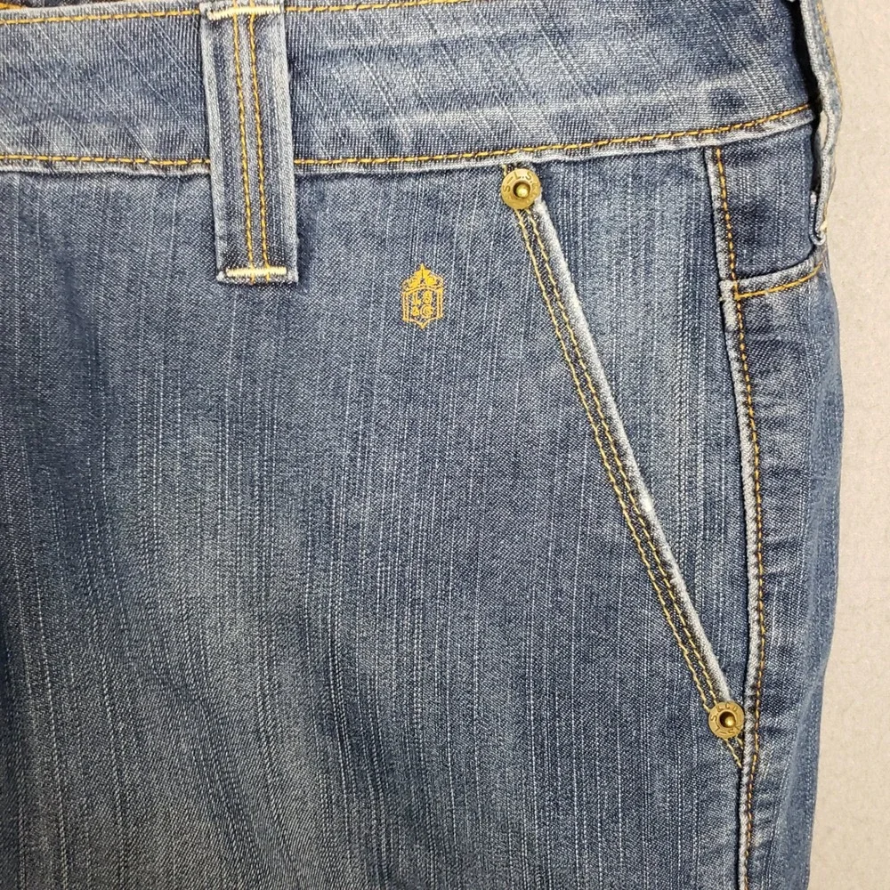 Levis Long Line Jean Shorts‎ Jorts Blue Denim Modest Flap Pockets Casual Size 12